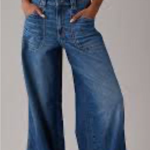 NWT American Eagle Dreamy Drape Super High Rise Ultra Wide Leg Stretch - Picture 6 of 6